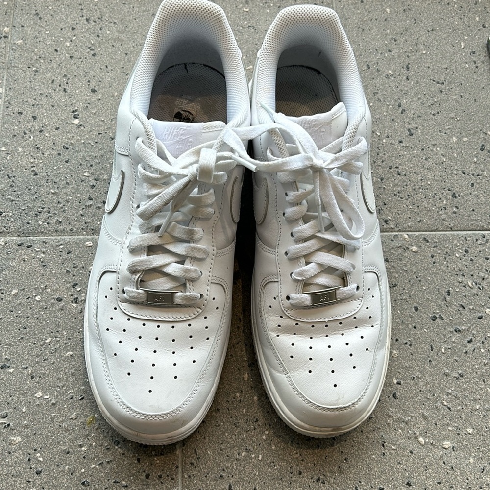 Nike Air Force Ones Men’s 11